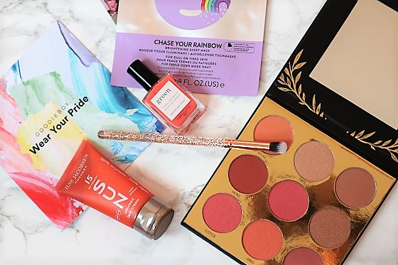 Inhoud Wear Your Pride Goodiebox Juli 2019